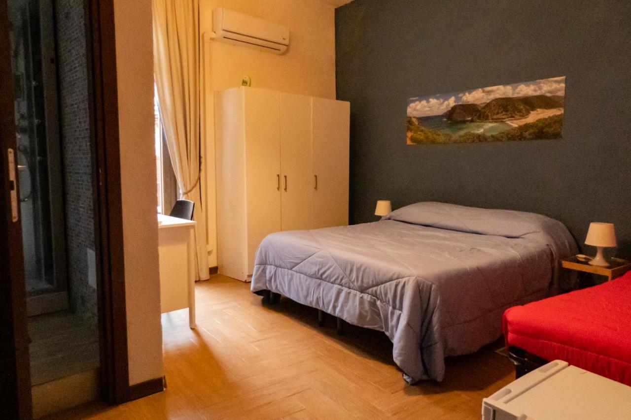 Passaggio A Sud Ovest Bed and Breakfast Iglesias Exteriör bild