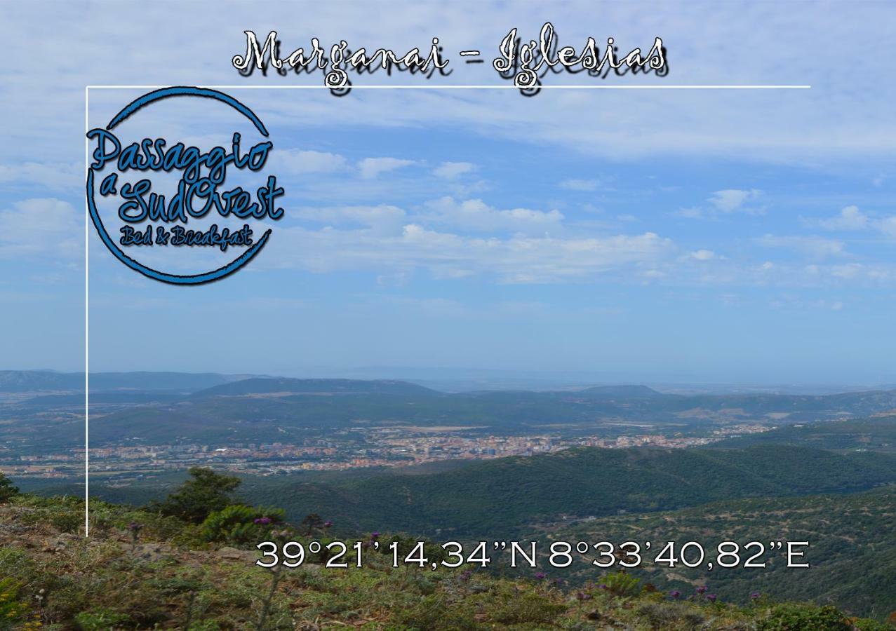 Passaggio A Sud Ovest Bed and Breakfast Iglesias Exteriör bild